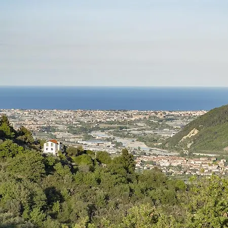 Ca' De Andrea * Garlenda